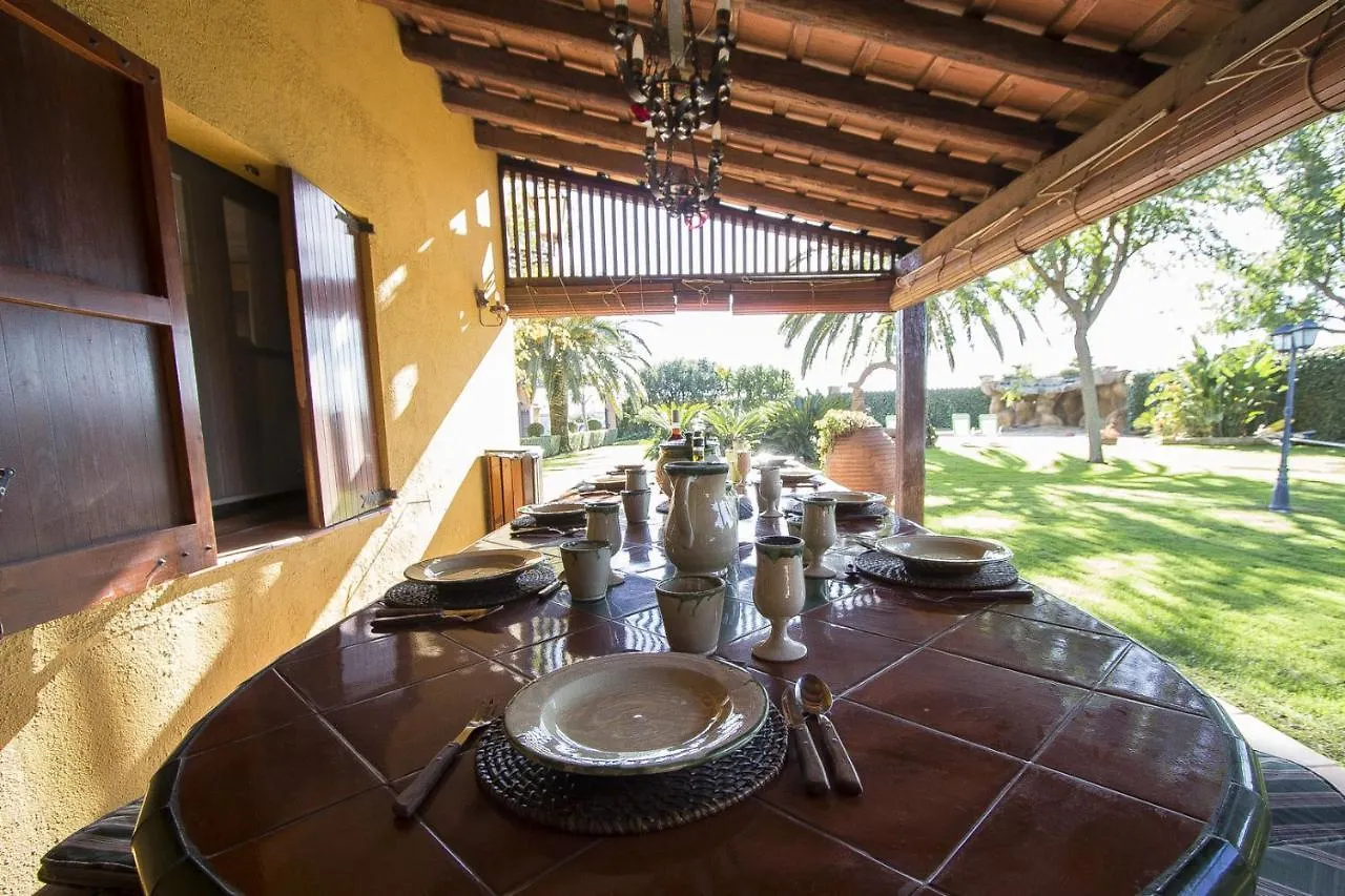 Villa Catalunya Casas Incredible Secluded Villa, Just 11Km From Beach! La Selva del Camp